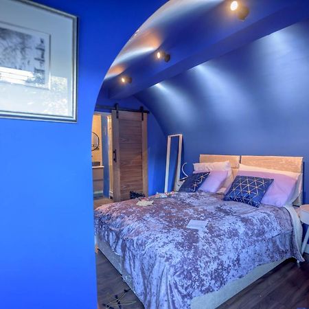 דירות באת' Quirky Vaulted Flat With Terrace מראה חיצוני תמונה