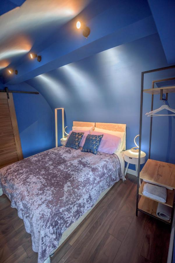 דירות באת' Quirky Vaulted Flat With Terrace מראה חיצוני תמונה